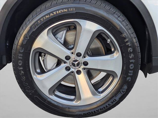 Used 2022 Mercedes-Benz GLC 300 4MATIC image 24