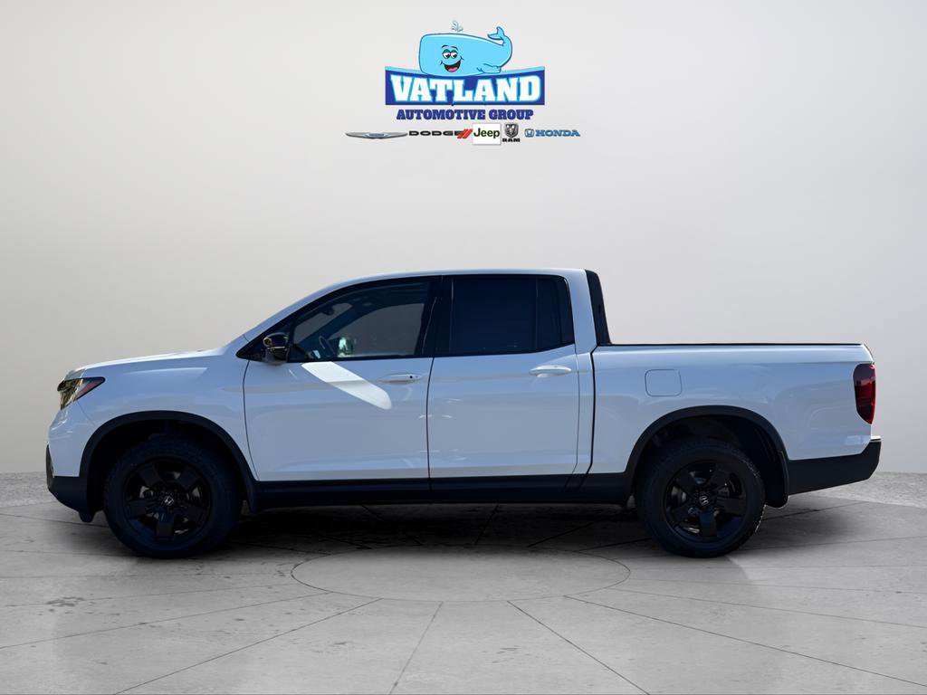 New 2026 Honda Ridgeline Black Edition image 2