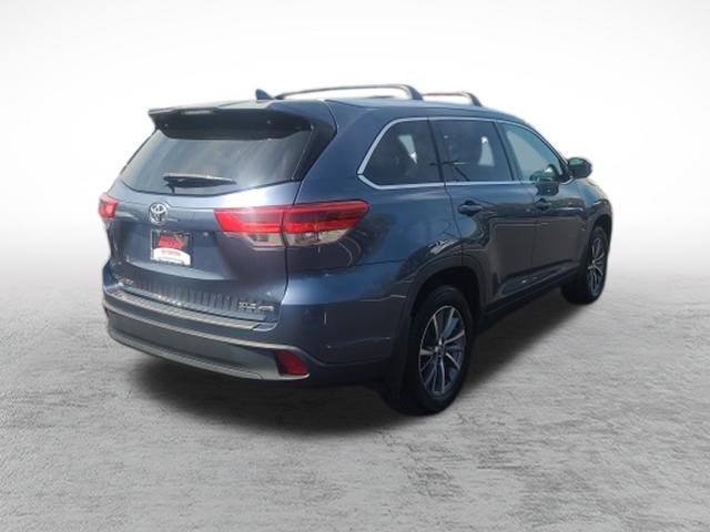 Used 2019 Toyota Highlander XLE AWD/4WD image 8
