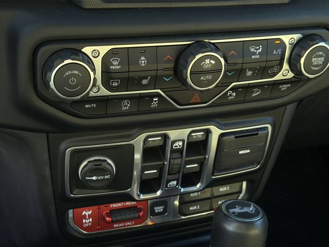 Used 2018 Jeep Wrangler Unlimited Rubicon AWD/4WD image 14