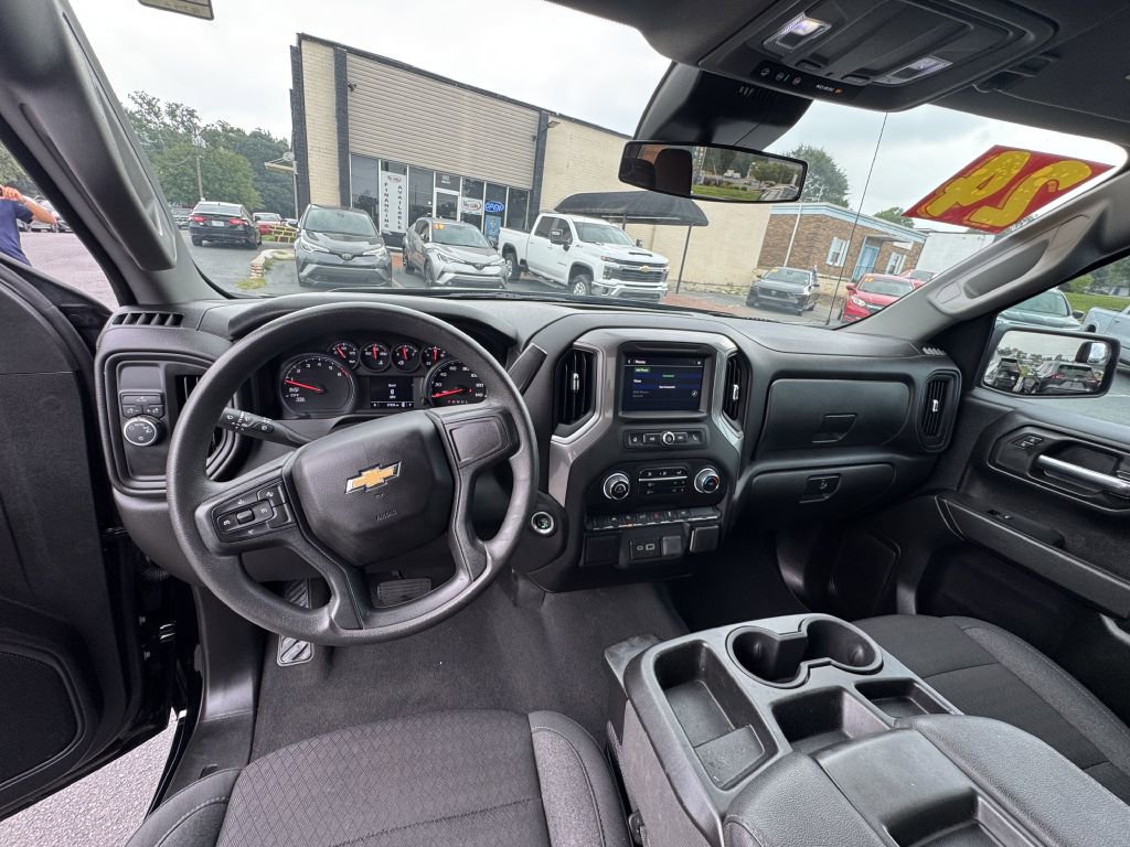 Used 2024 Chevrolet Silverado 1500 Custom image 5