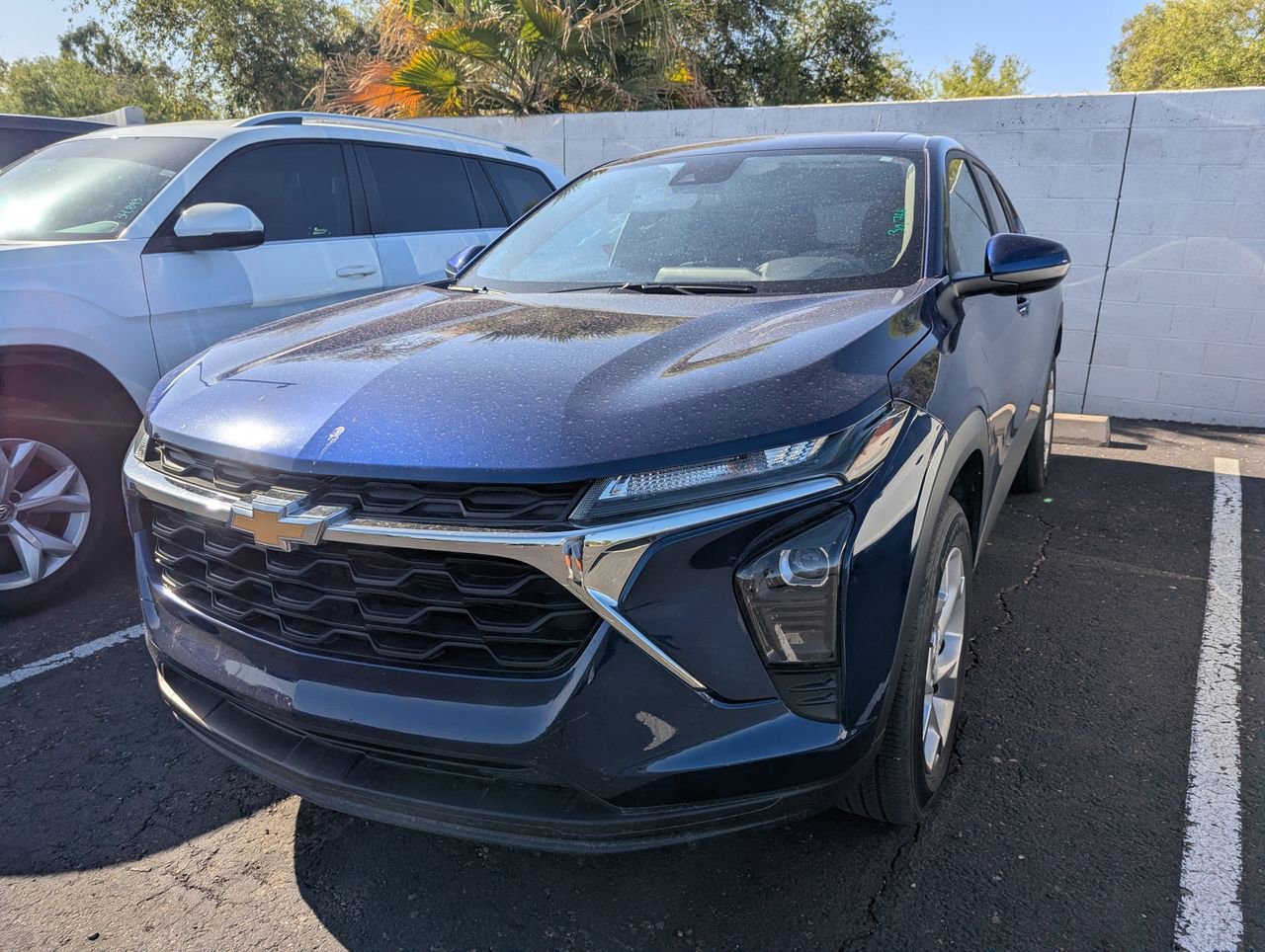 Used 2024 Chevrolet Trax LS w/ LS Convenience Package FWD image 1