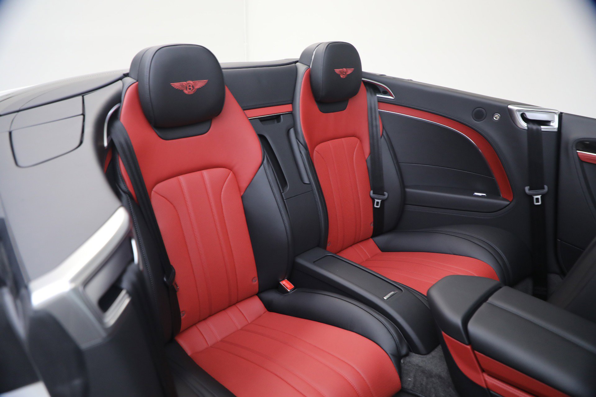 New 2026 Bentley Continental GTC AWD/4WD image 33