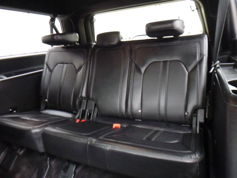 Used 2018 Ford Expedition Max Limited w/ Equipment Group 302A AWD/4WD image 7