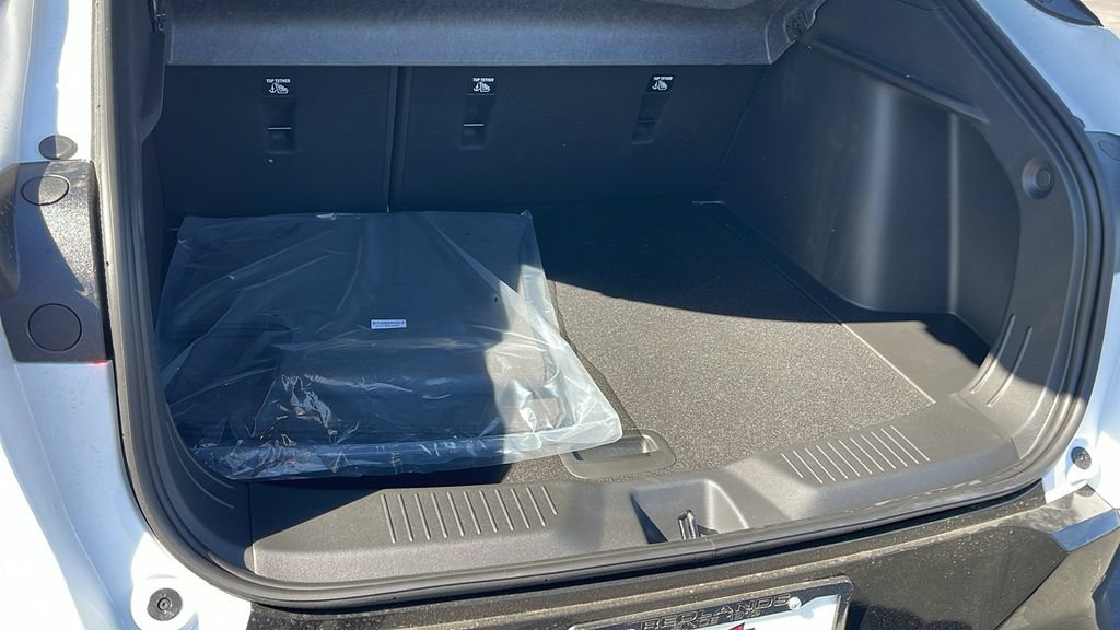 New 2026 Buick Envista Sport Touring w/ Convenience I Package FWD image 24