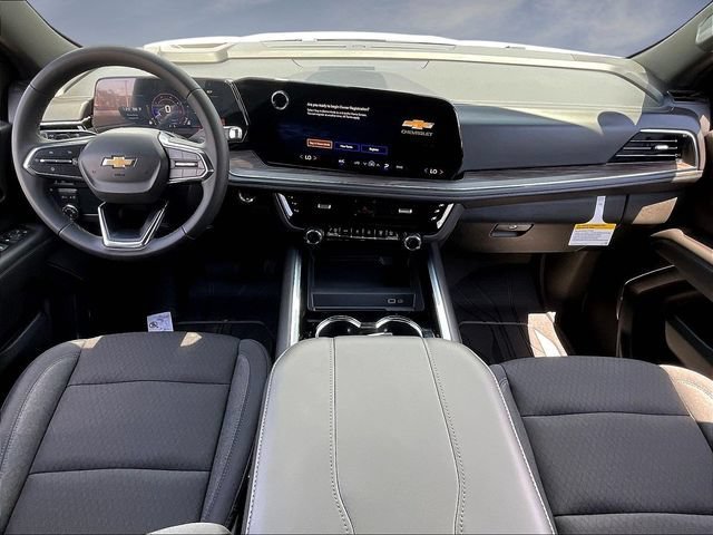 New 2026 Chevrolet Suburban LS RWD image 5