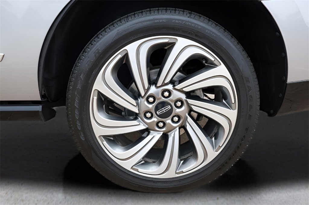 Used 2023 Lincoln Navigator Reserve image 29