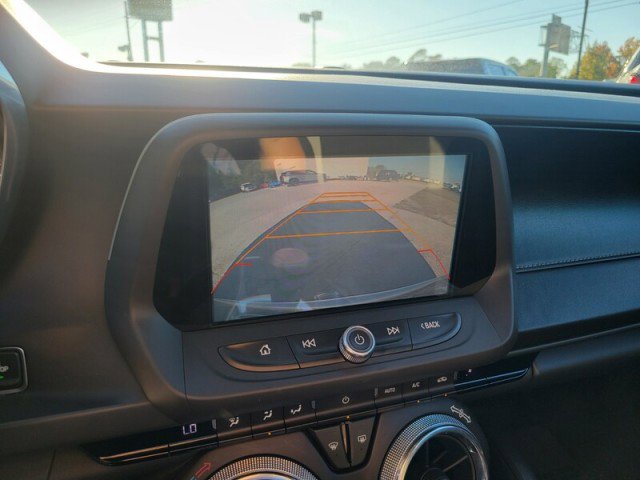 Used 2017 Chevrolet Camaro SS image 21