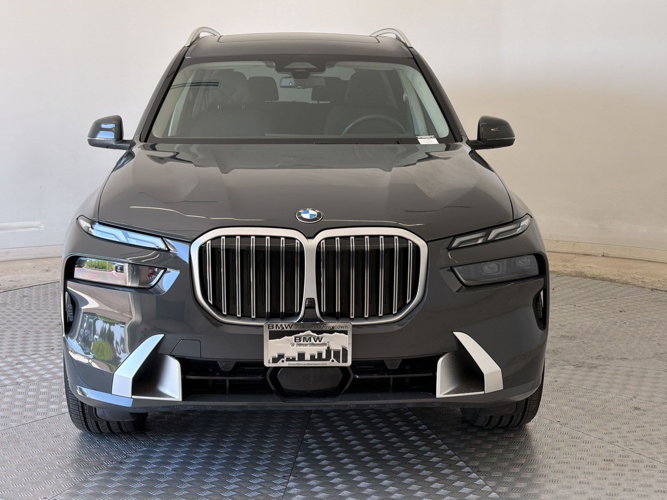 Used 2026 BMW X7 xDrive40i w/ Premium Package AWD/4WD image 6