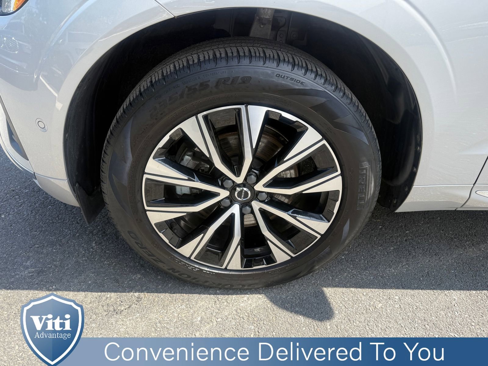 Certified 2023 Volvo XC60 B5 Plus w/ Climate Package AWD/4WD image 12