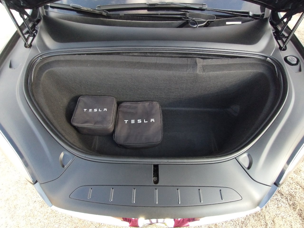 Used 2020 Tesla Model X Performance image 57