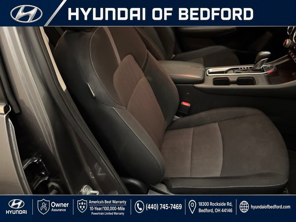 Used 2025 Nissan Sentra SV FWD image 27