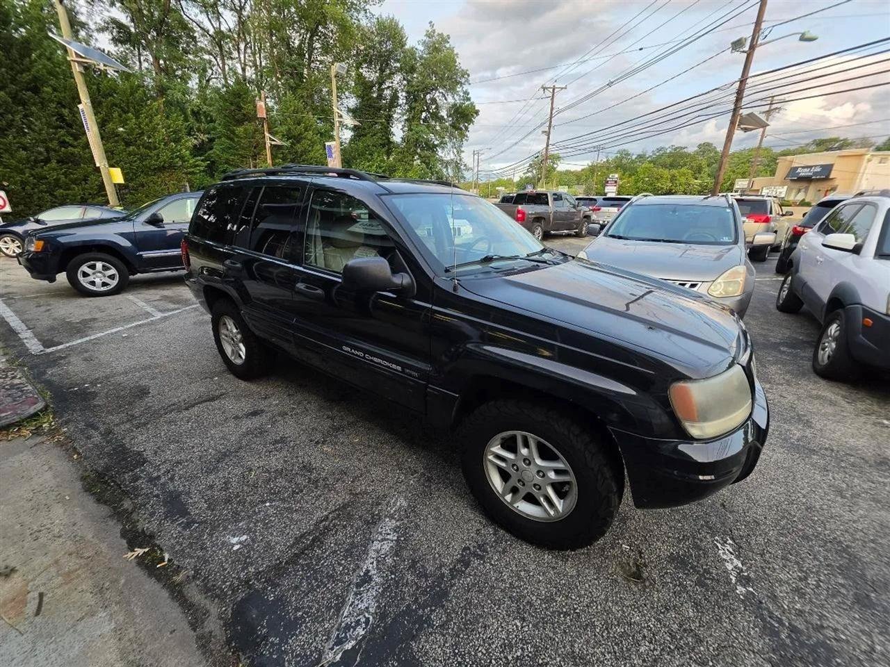 Used 2004 Jeep Grand Cherokee Laredo AWD/4WD image 6