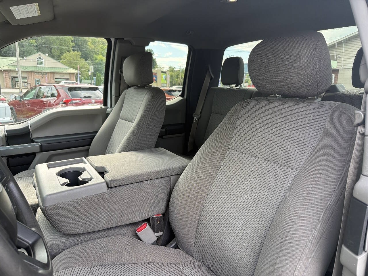Used 2017 Ford F250 XLT AWD/4WD image 21