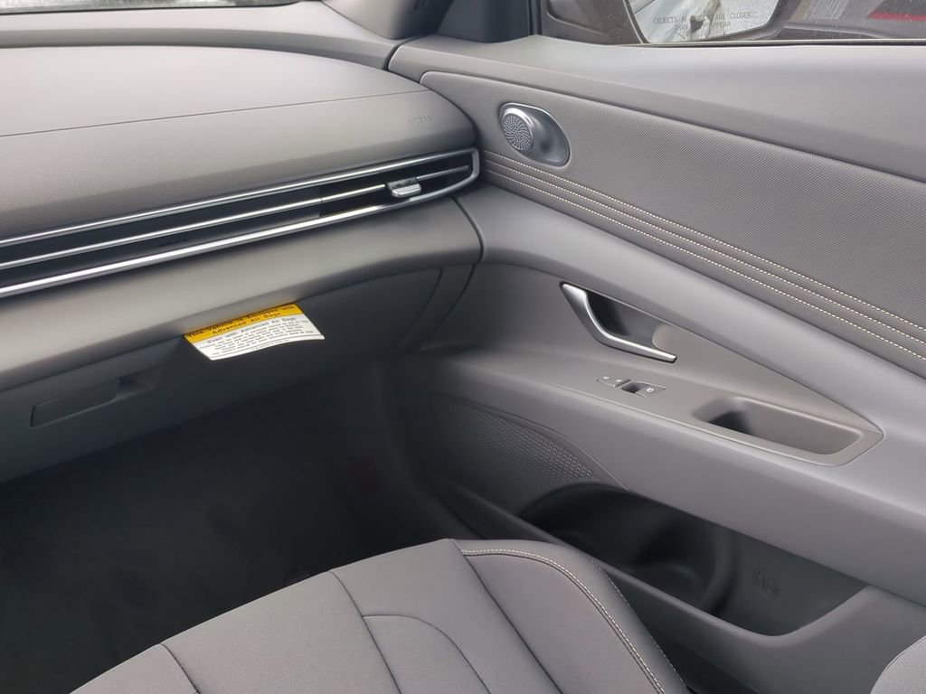 New 2026 Hyundai Elantra Sport image 18