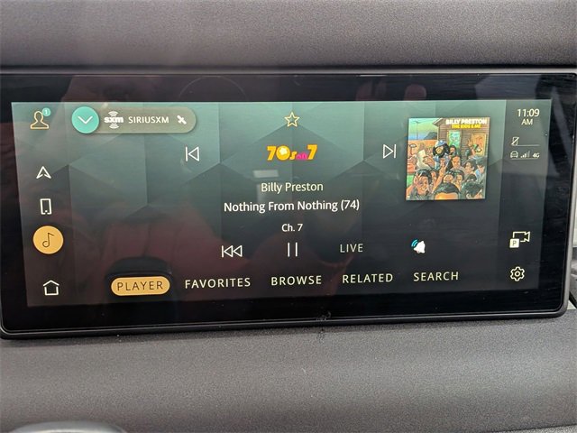 Used 2023 Land Rover Defender 110 X-Dynamic SE image 21