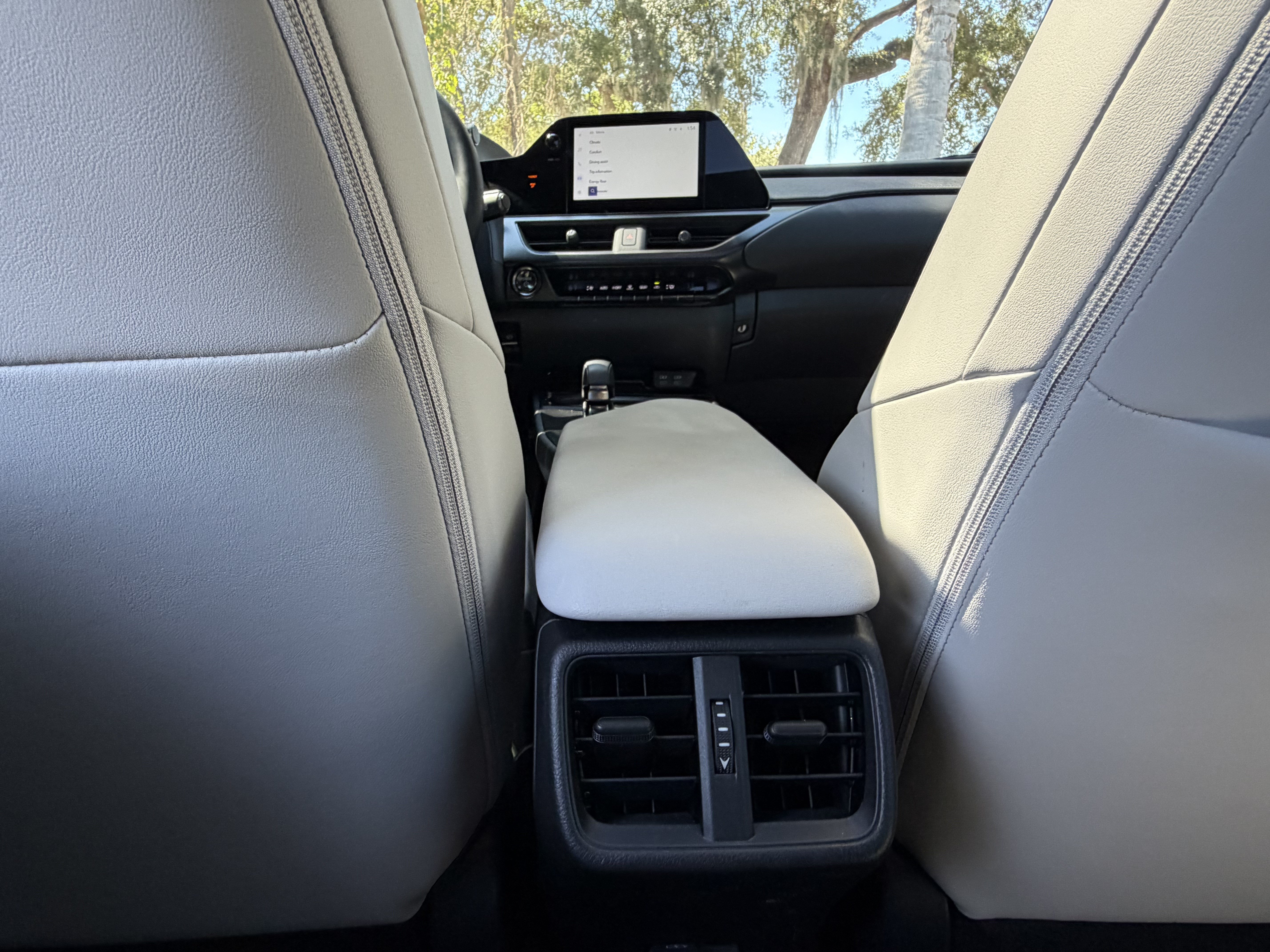 Certified 2025 Lexus UX 300h FWD w/ Accessory Package (Z1) image 35