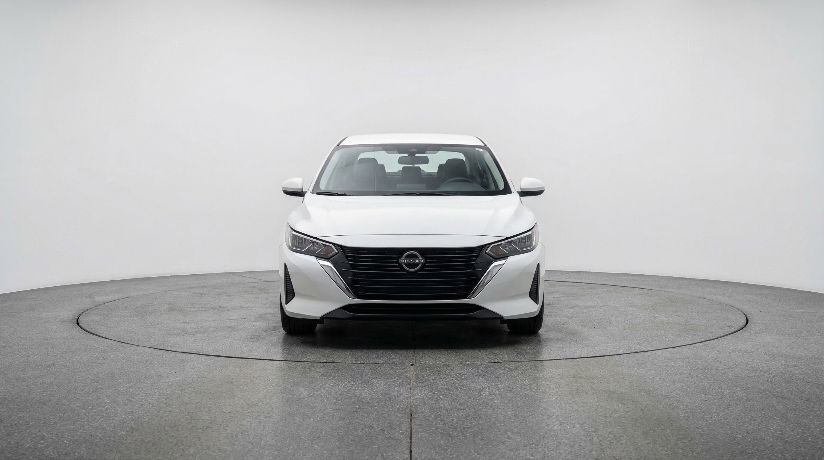 Used 2025 Nissan Sentra SV FWD image 2