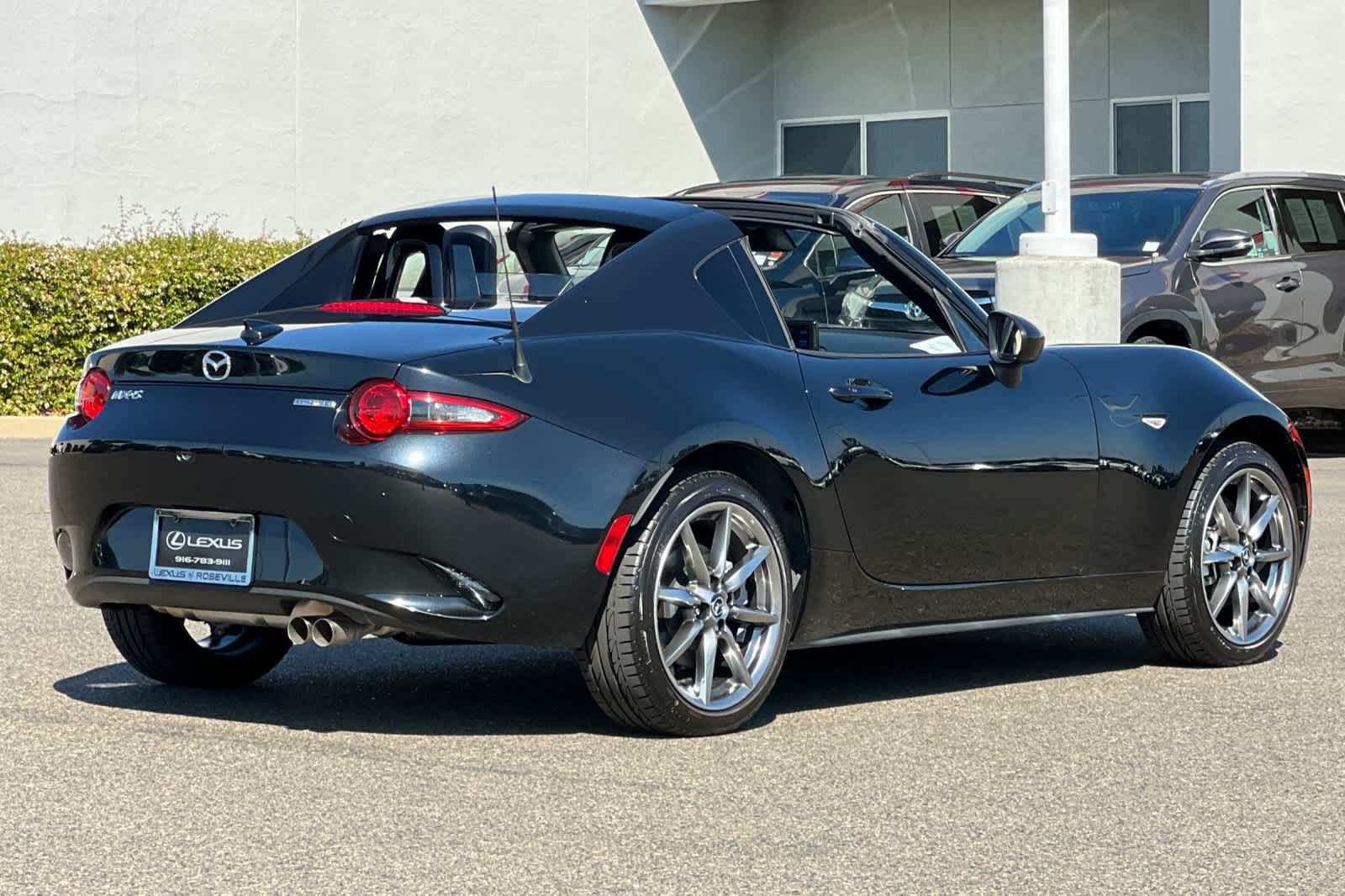 Used 2023 MAZDA MX-5 Miata Grand Touring RWD image 2