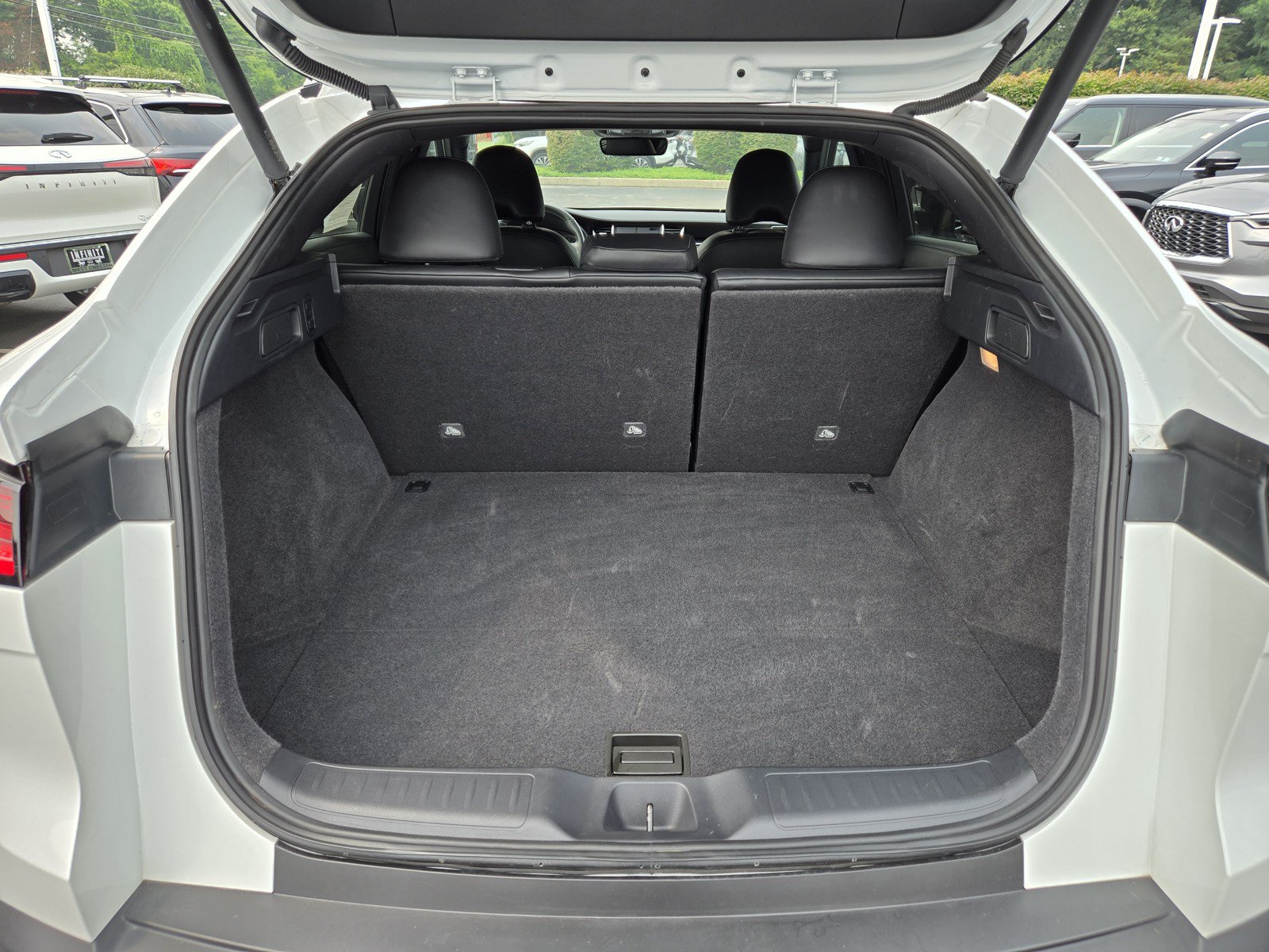 Certified 2025 INFINITI QX55 Essential AWD/4WD image 8