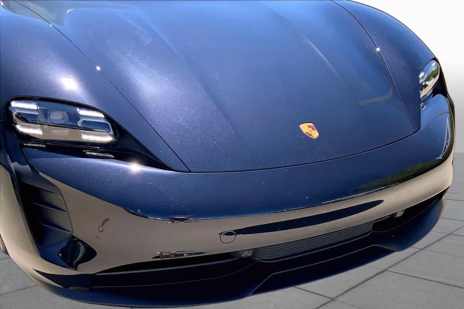 Used 2022 Porsche Taycan RWD image 27