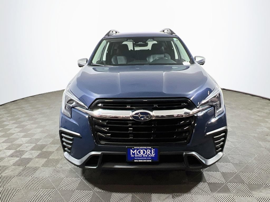 Used 2023 Subaru Ascent Limited w/ Technology Package AWD/4WD image 2