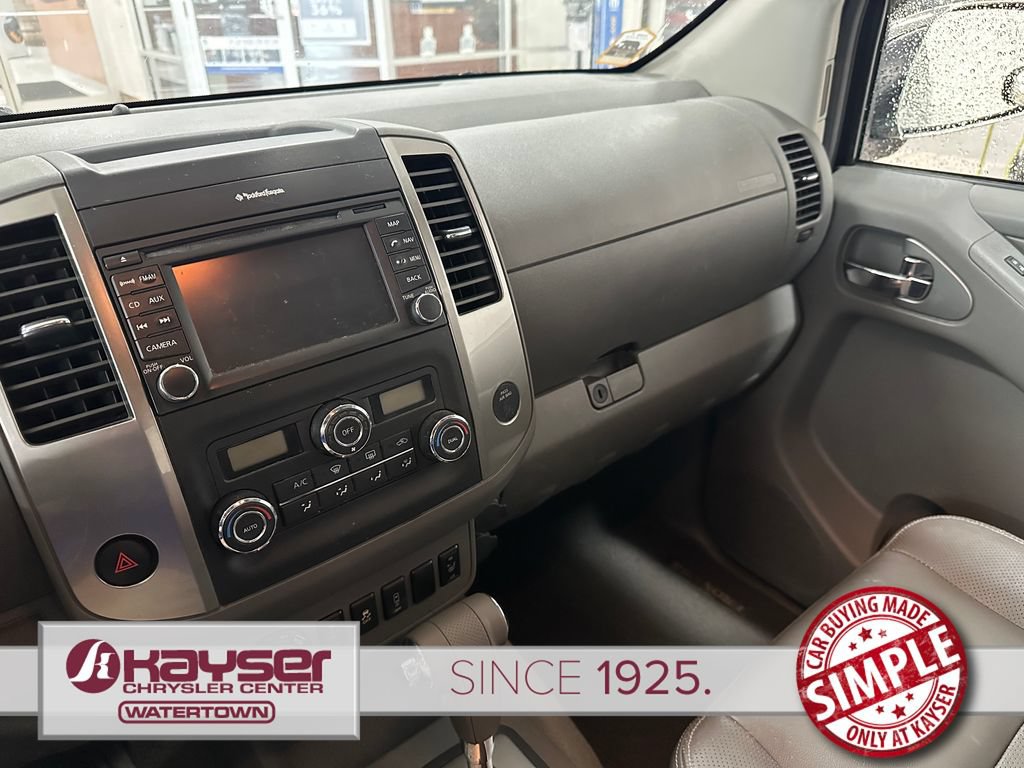 Used 2013 Nissan Frontier SL w/ Moonroof Pkg AWD/4WD image 12