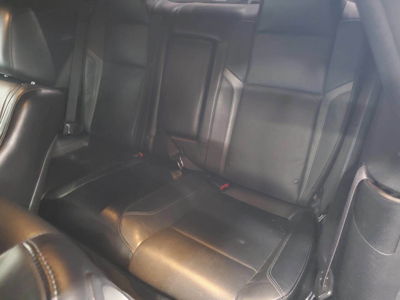 Used 2015 Dodge Challenger SXT Plus w/ Driver Convenience Group RWD image 11