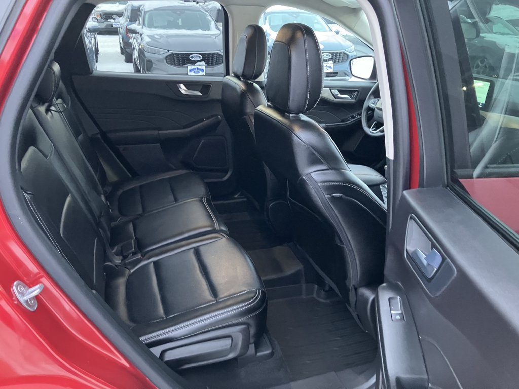 Used 2022 Ford Escape SEL AWD/4WD image 17