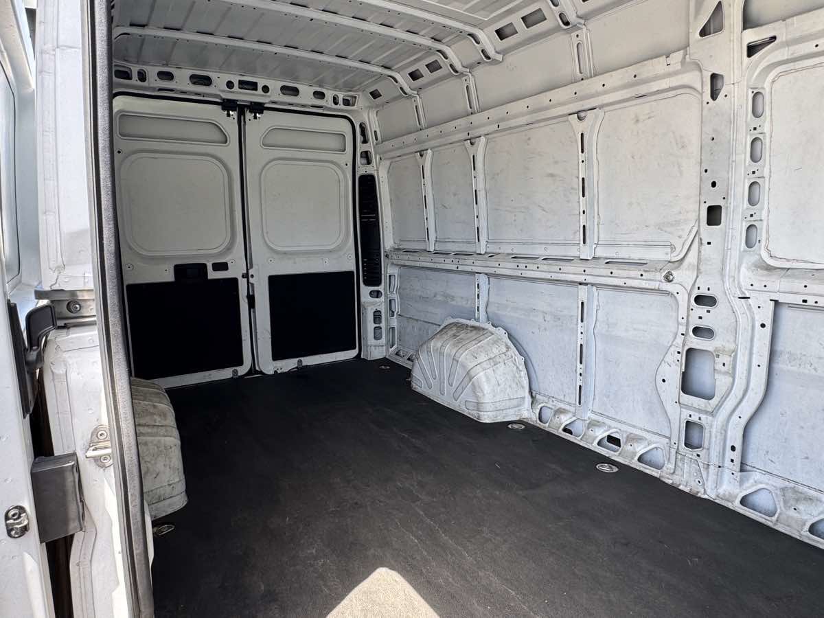 Used 2023 RAM ProMaster 3500 w/ Driver Convenience Group FWD image 18
