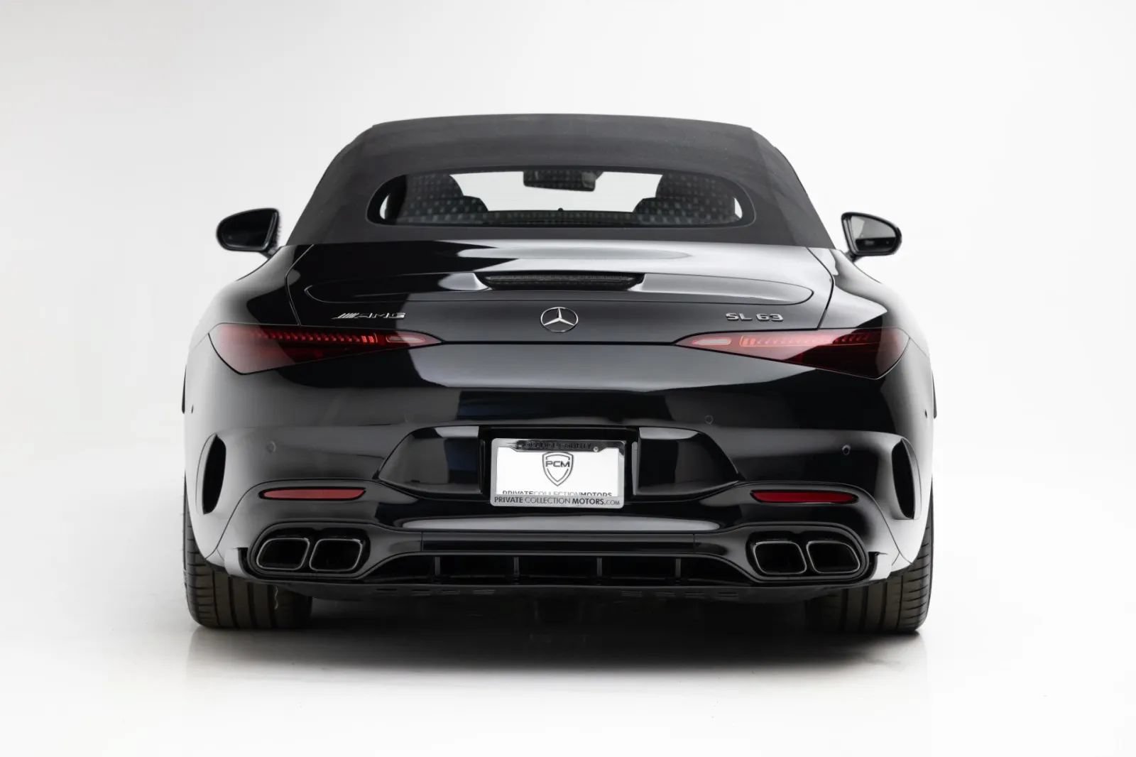 Used 2022 Mercedes-Benz SL 63 AMG 4MATIC w/ AMG Aerodynamic Package image 23