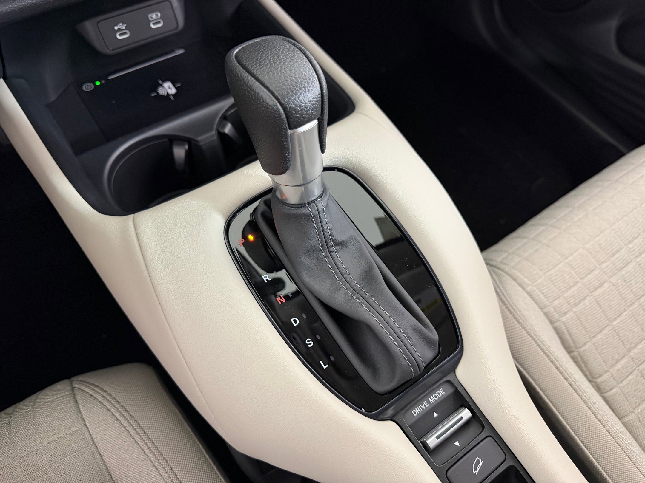 New 2027 Honda HR-V LX image 14