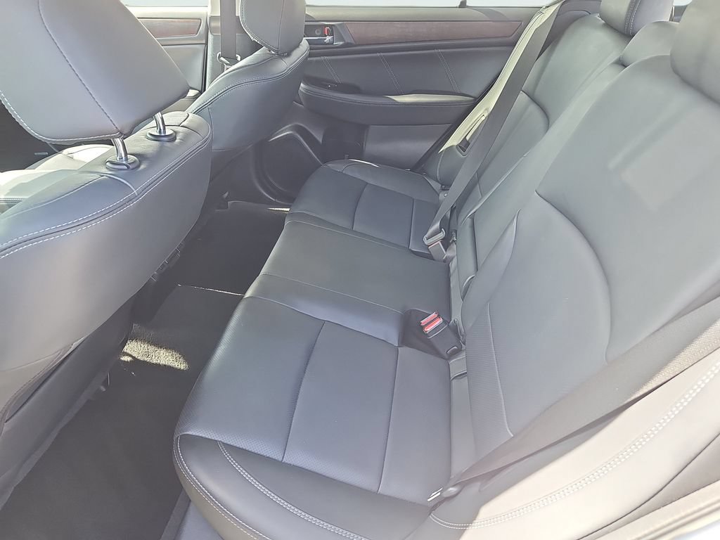 Used 2019 Subaru Outback 2.5i Limited AWD/4WD image 32