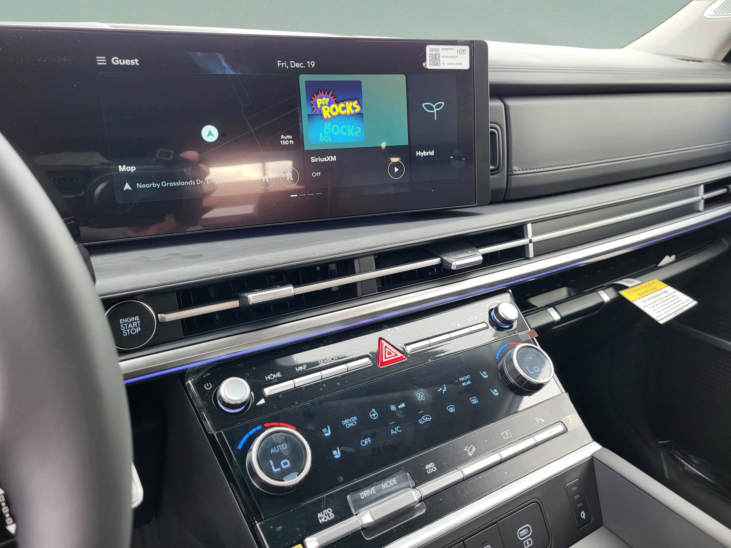 New 2026 Hyundai Santa Fe Limited AWD/4WD image 17