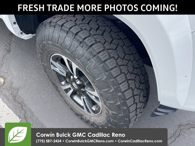 Used 2019 Toyota Tacoma TRD Sport w/ TRD Premium Sport Package image 7