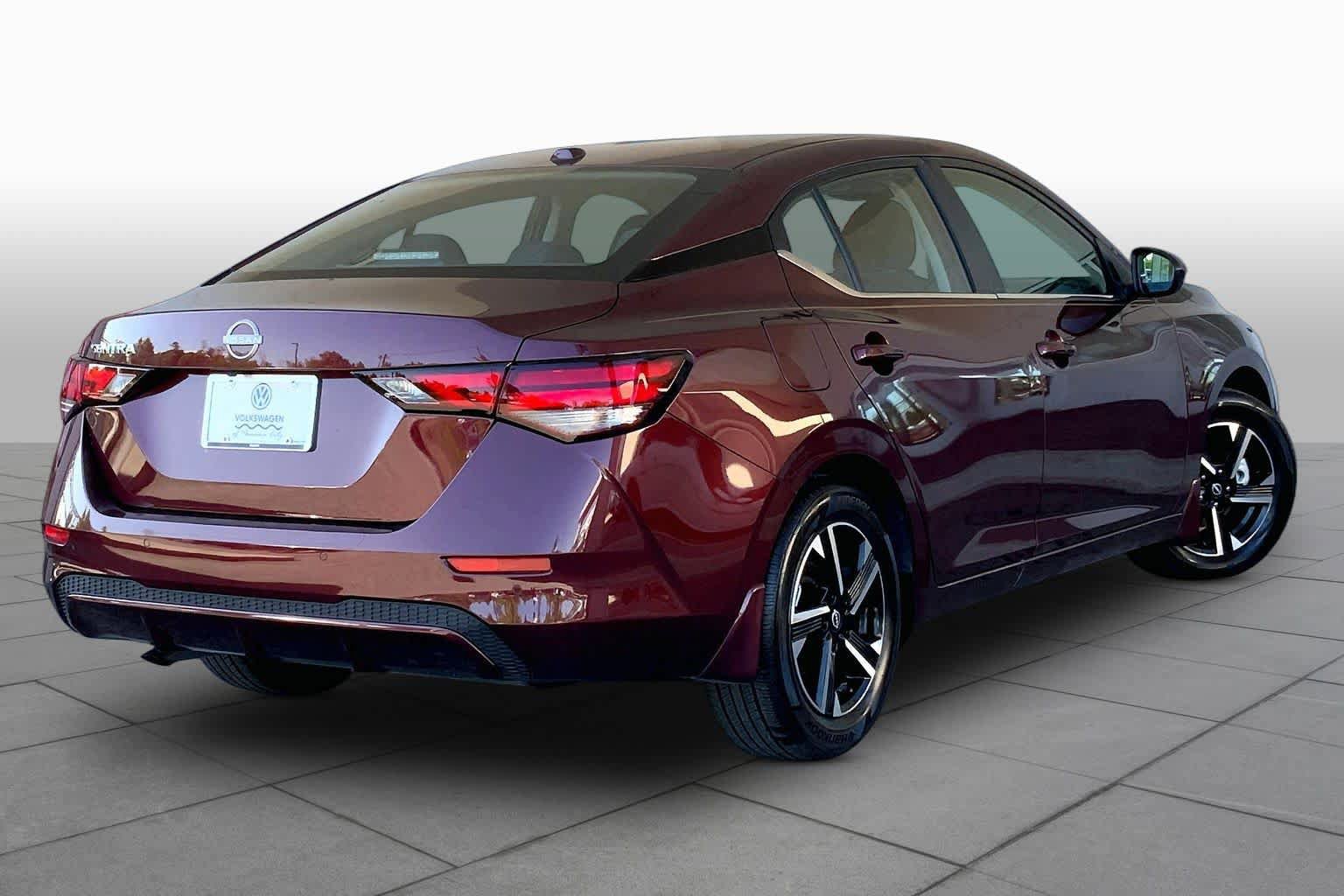 Used 2025 Nissan Sentra SV w/ Trunk Package FWD image 14