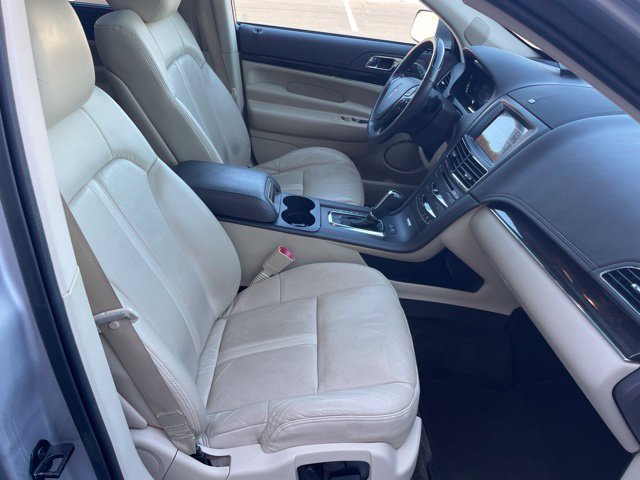 Used 2019 Lincoln MKT AWD image 46