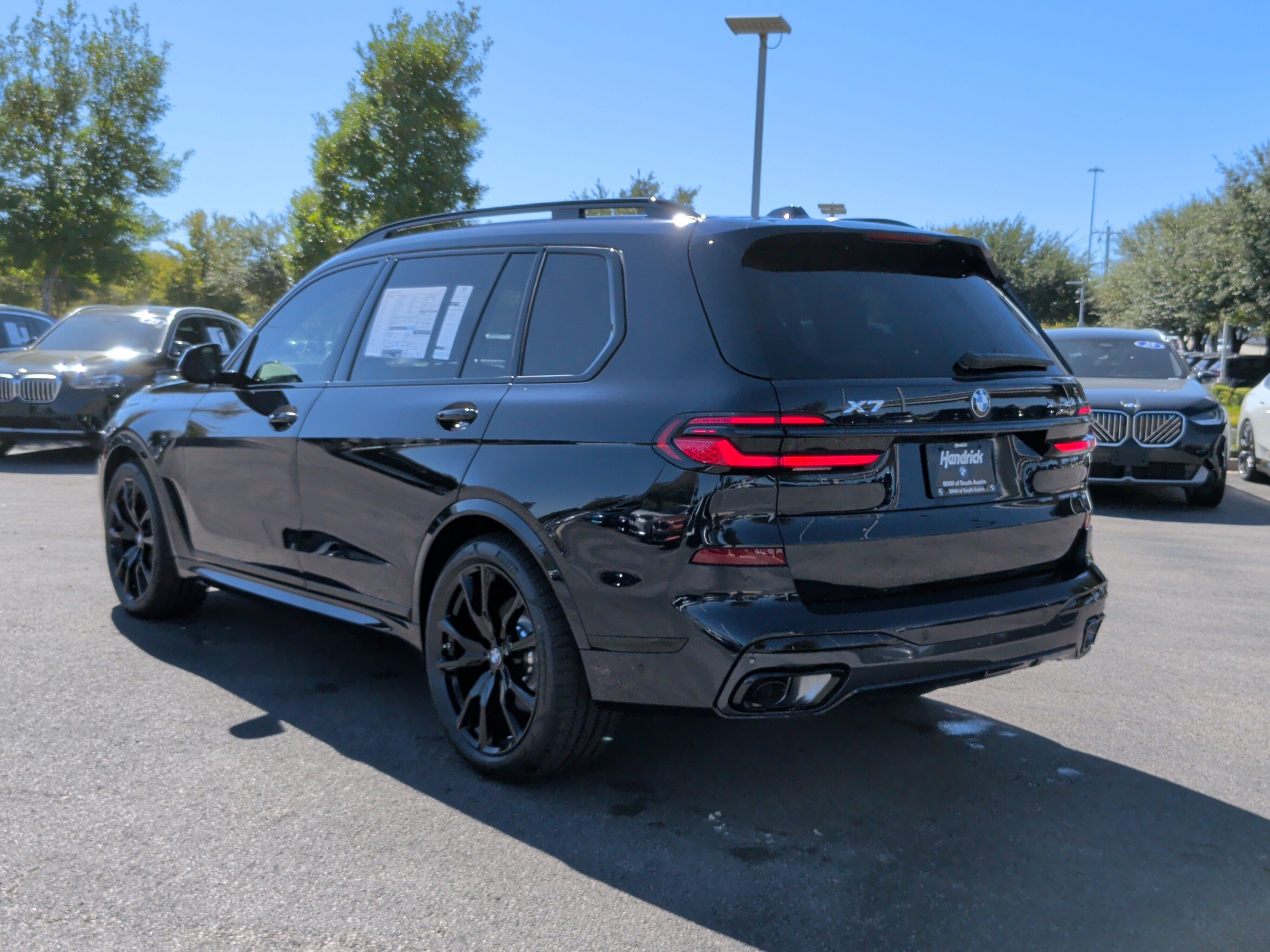 Certified 2026 BMW X7 xDrive40i w/ Executive Package AWD/4WD image 13