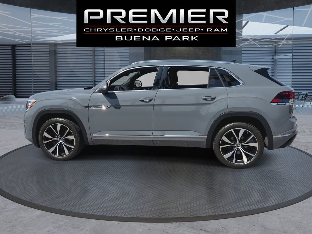 Used 2024 Volkswagen Atlas Cross Sport SEL Premium R-Line image 5