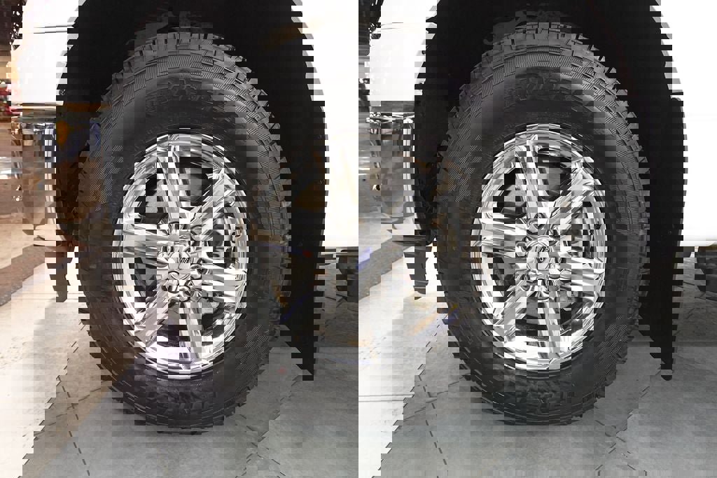 Used 2024 Ford F150 XLT w/ Equipment Group 302A MID image 35