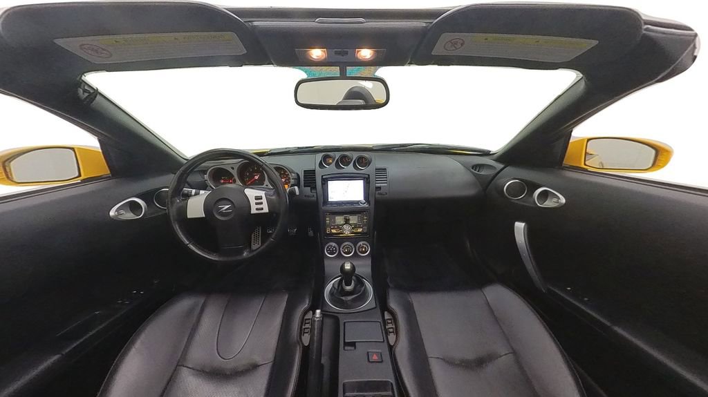 Used 2005 Nissan 350Z Touring image 33