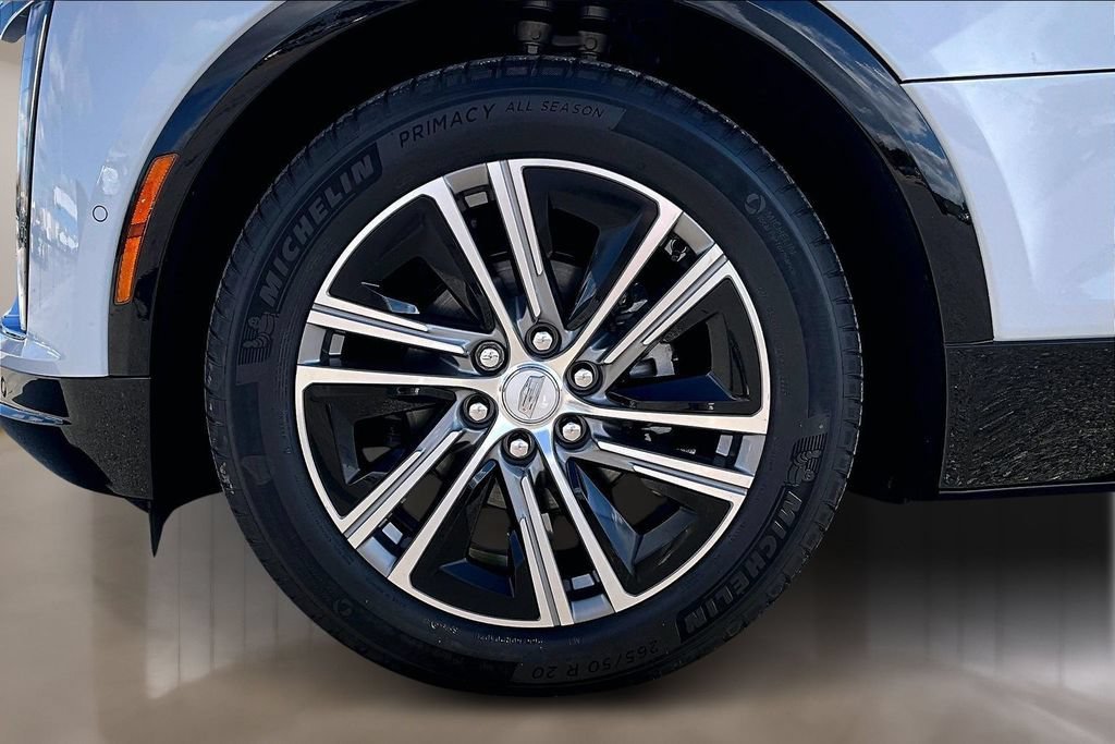 New 2026 Cadillac Lyriq Premium Luxury w/ LPO, Floor Liner Package AWD/4WD image 12