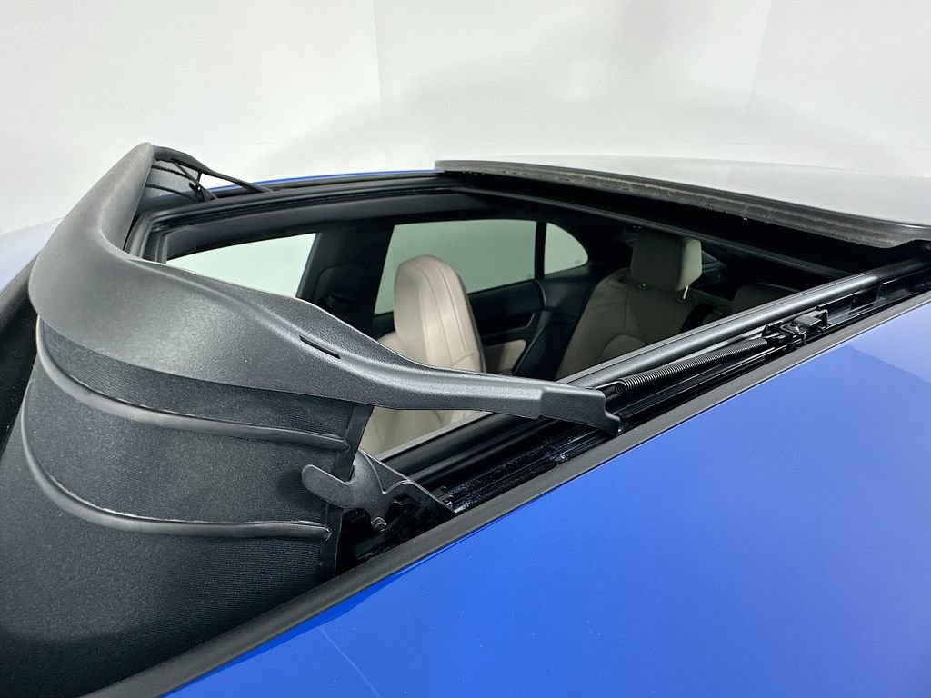Certified 2026 Porsche Macan Electric RWD image 14