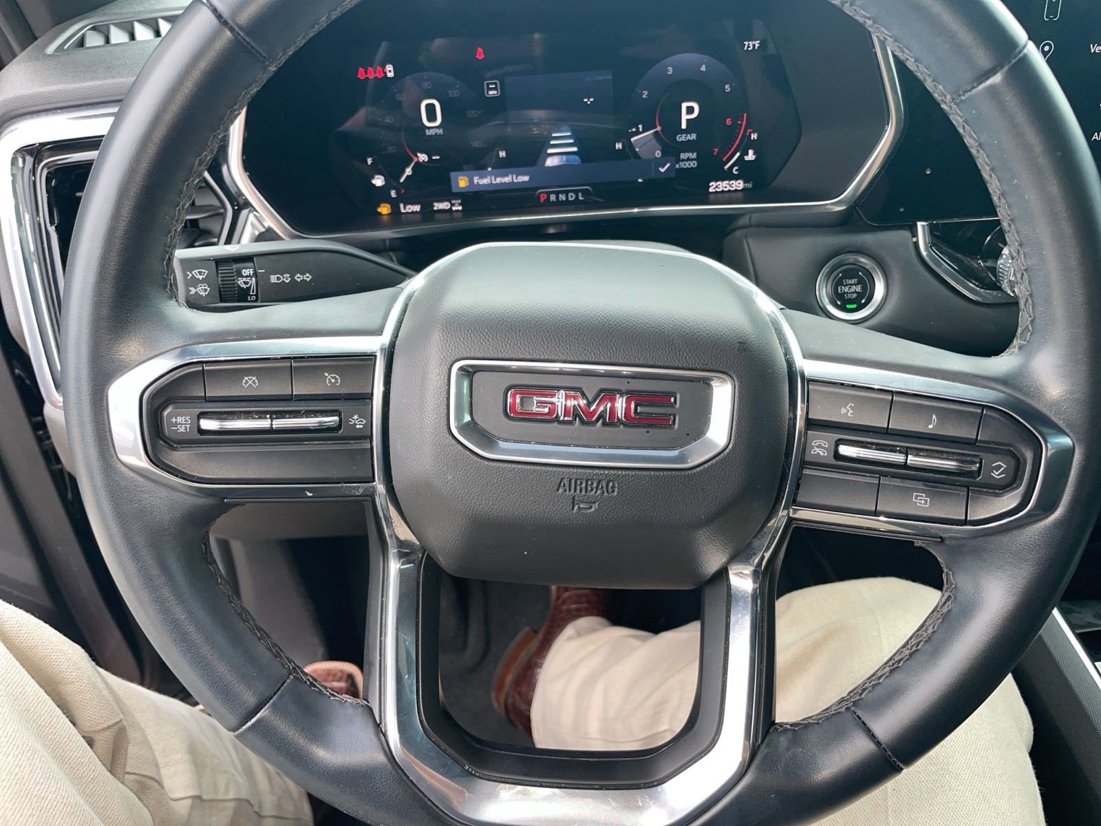 Used 2024 GMC Canyon Elevation w/ Convenience Package AWD/4WD image 8