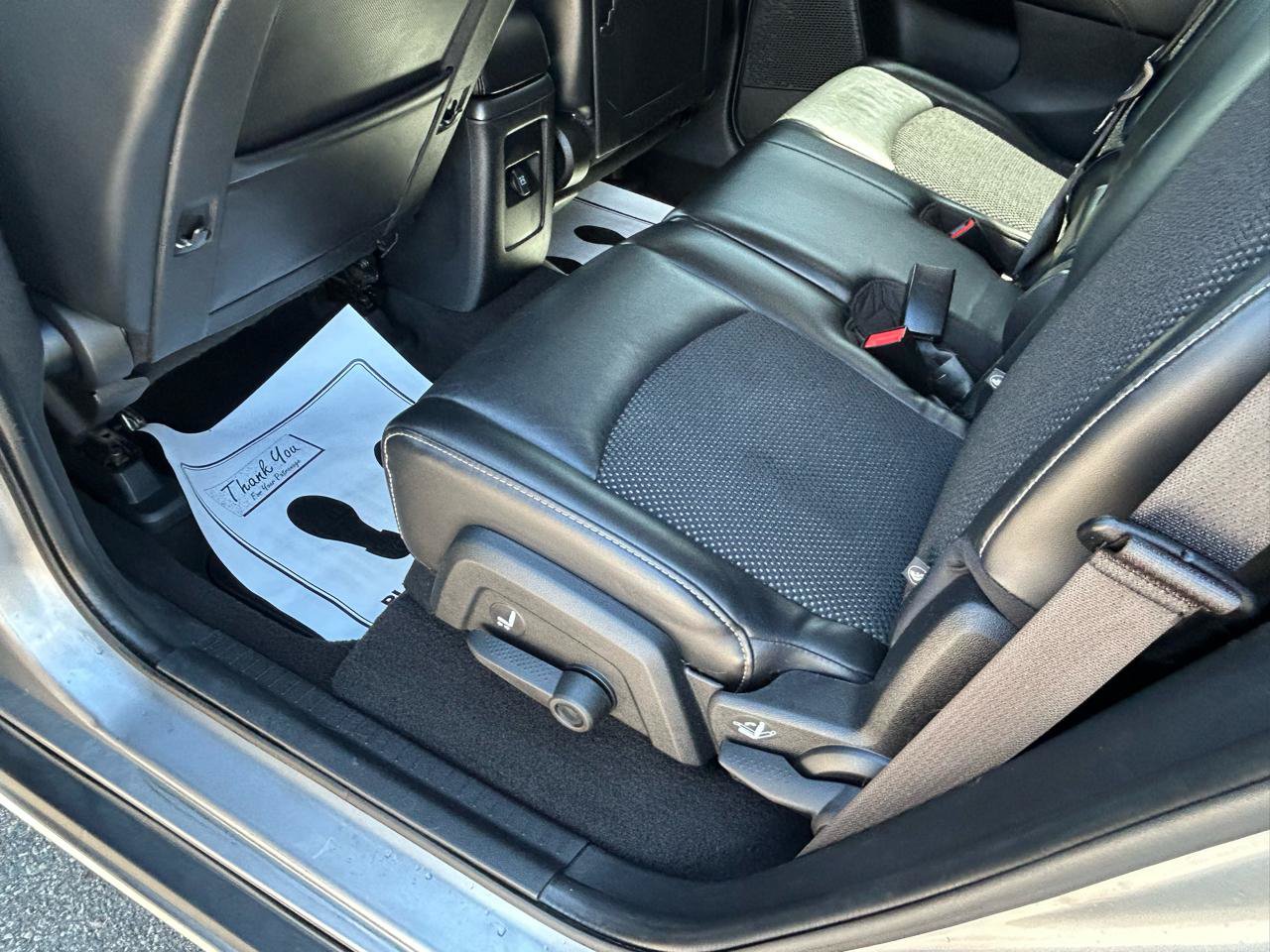 Used 2019 Dodge Journey Crossroad AWD/4WD image 9