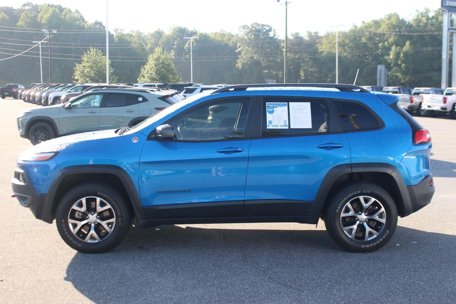 Used 2018 Jeep Cherokee Trailhawk w/ Quick Order Package 27L AWD/4WD image 4