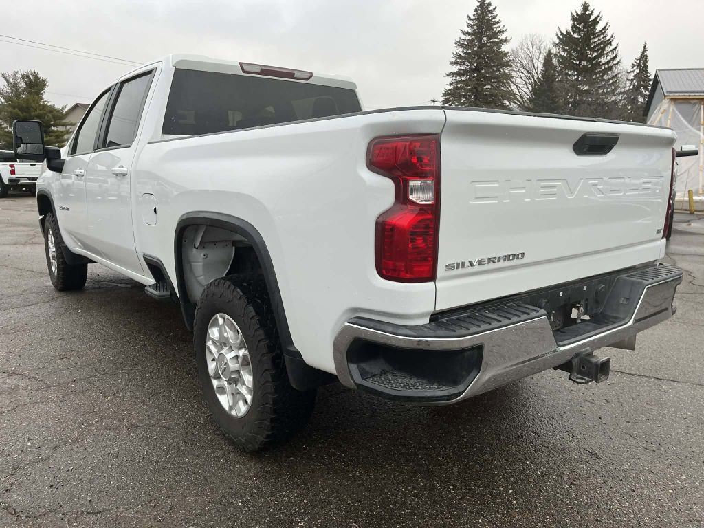 Used 2020 Chevrolet Silverado 2500 LT w/ Z71 Off-Road Package image 9