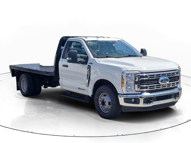 New 2025 Ford F350 XL w/ XL Chrome Package RWD image 3
