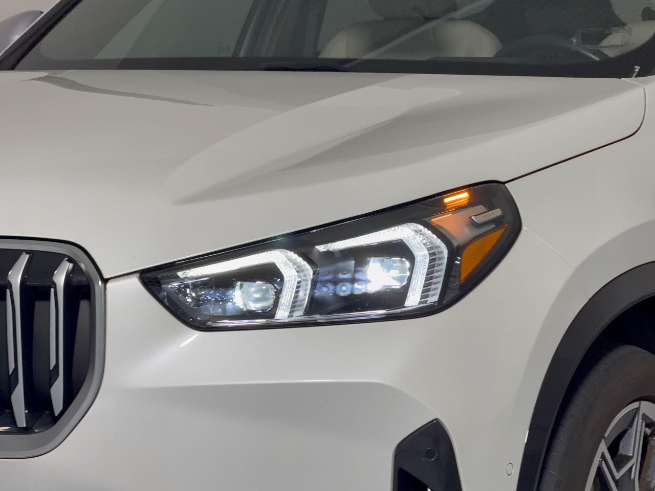 Certified 2024 BMW X1 xDrive28i w/ Technology Package AWD/4WD image 12