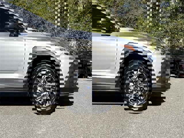 Certified 2025 Subaru Crosstrek 2.0i Premium image 9